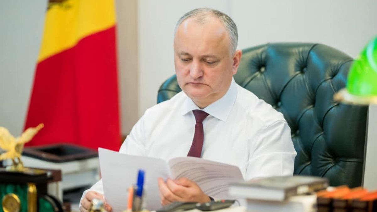 Dodon a promulgat legea cu privire la controlul SIS
