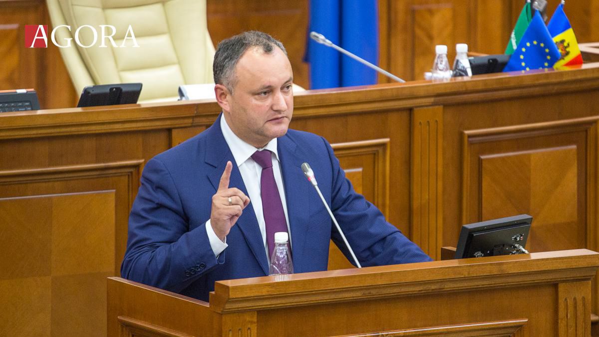 Dodon cere ca Procuratura să-i ridice imunitatea lui Leancă