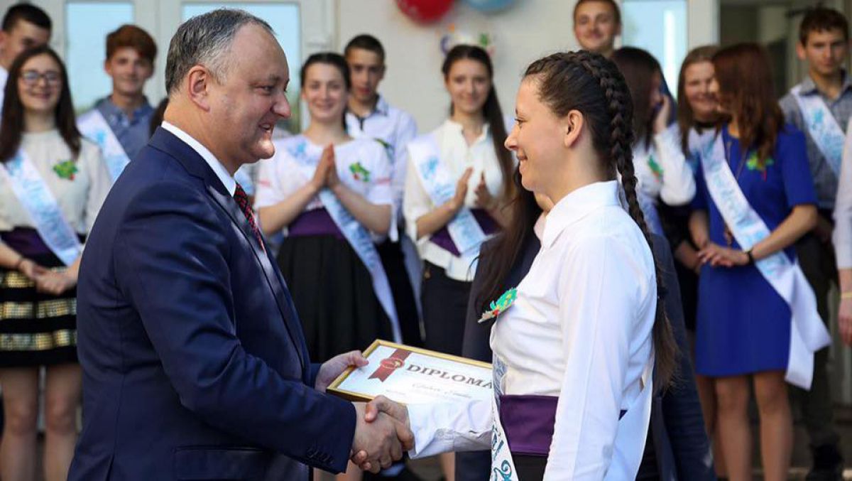 Dodon își realizează promisiunile? După școlile profesionale, vrea BAC diferențiat și la liceu