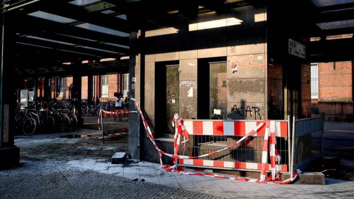 Doi bărbați, victimele unui atac cu substanță inflamabilă într-o gară din Berlin