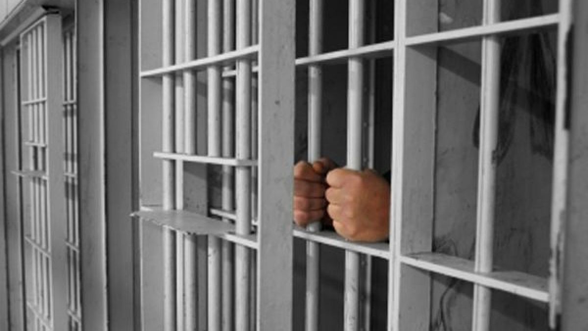 Doi tineri au fost condamnați, în total, la 31 de ani de închisoare