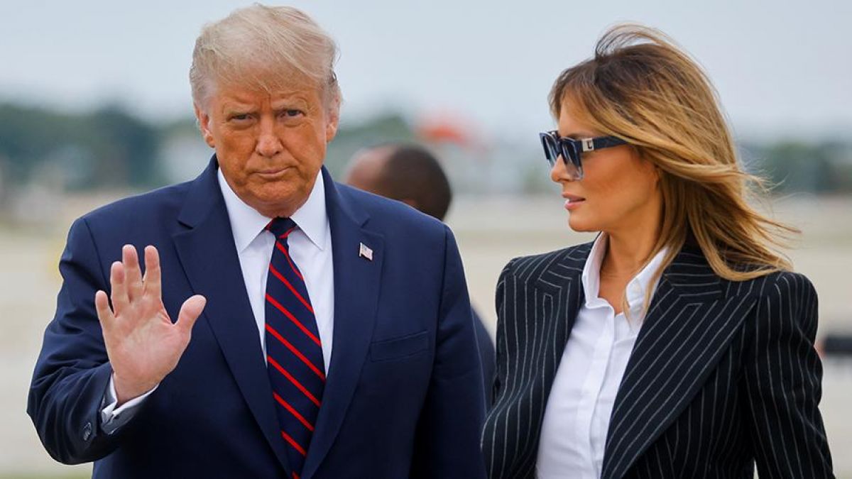 Donald Trump ar fi fost însoțit de o dublură a soției sale. Vezi cum arată Melania