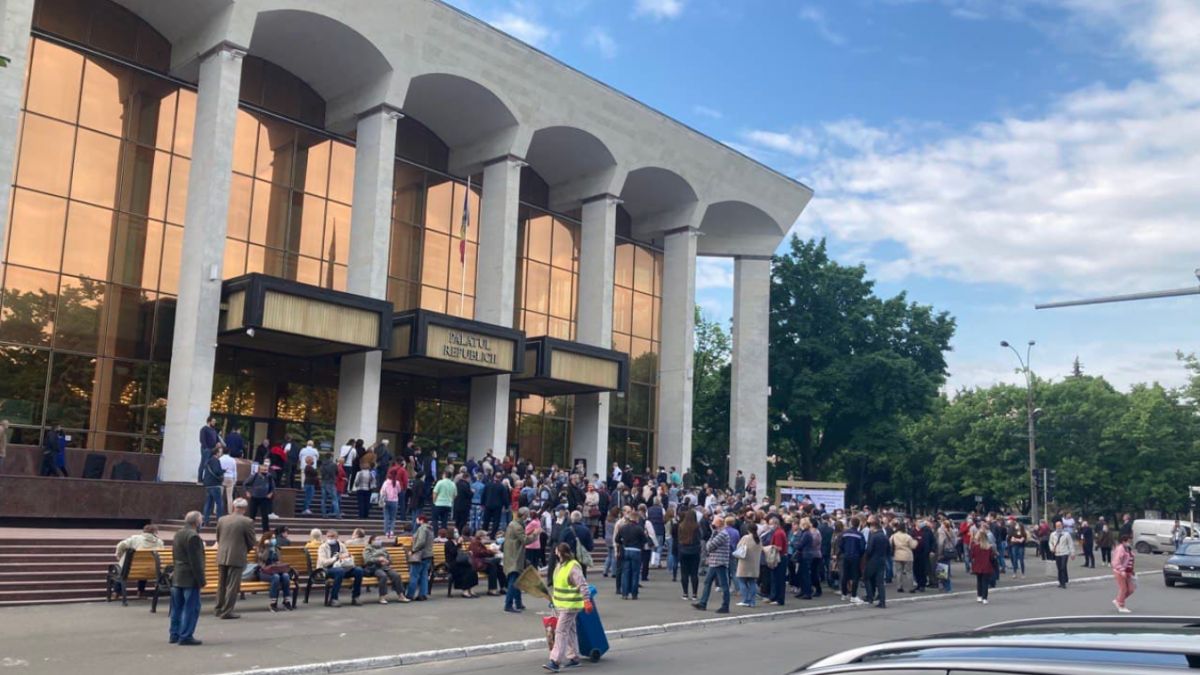 Două maratoane de vaccinare, anunțate pentru acest weekend. Unde poți face rapelul pentru Sputnik și prima doză cu AstaraZeneca