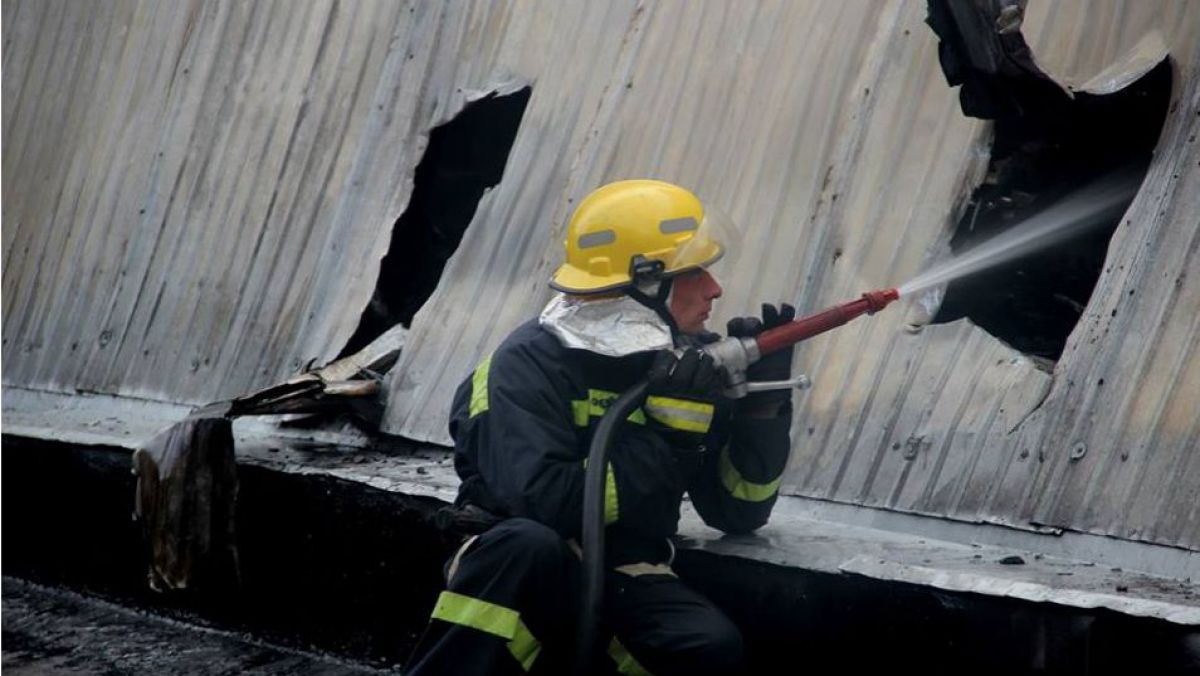 Două persoane și-au pierdut viața în incendii. Intervențiile pompierilor în Ialoveni și Chișinău