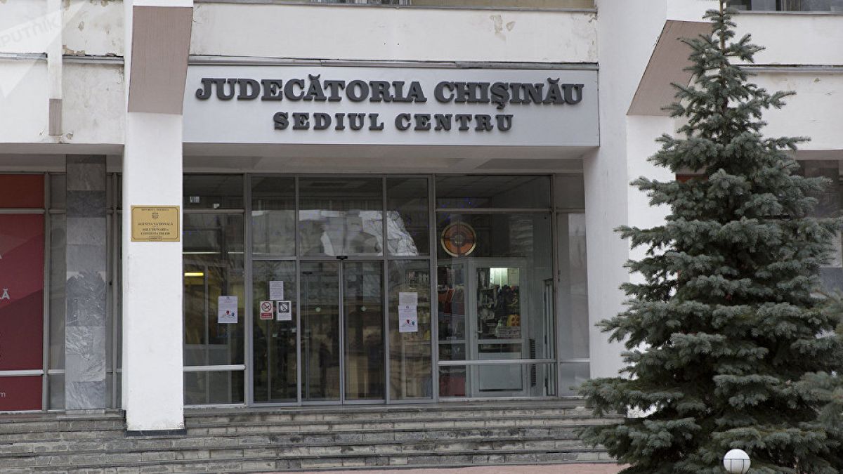 Două sedii ale Judecătoriei Chișinău vor activa în regim special după depistarea a două cazuri de COVID-19