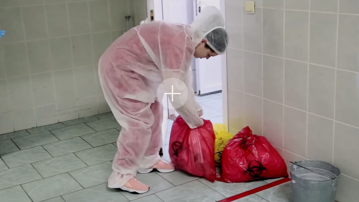 După utilizare, echipamentele devin deșeuri infectate cu COVID-19. Cum explică gestionarea lor responsabilii de la Ministerul Sănătății