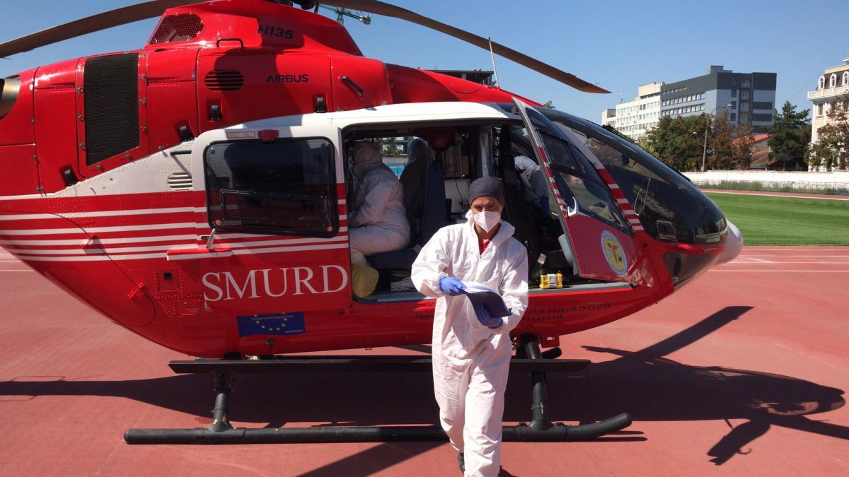 Echipa SMURD Iași a intervenit la Soroca: Un bărbat cu arsuri pe corp, transportat la Chișinău 
