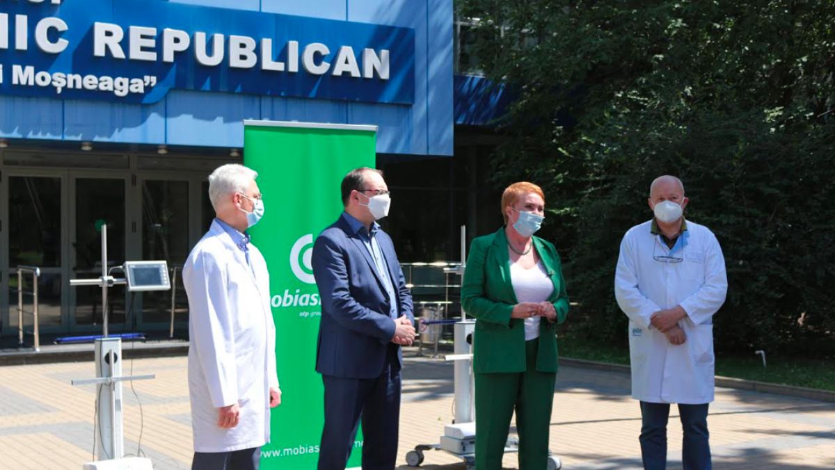 Echipamente de intubare de ultimă generație, donate de Mobiasbanca - OTP Group