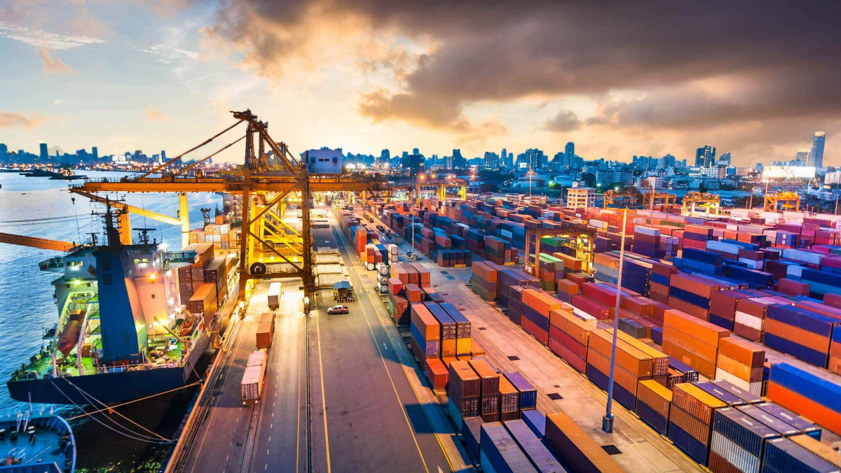 Economia globală, în pericol: Ar putea fi redus PIB-ul pe termen lung