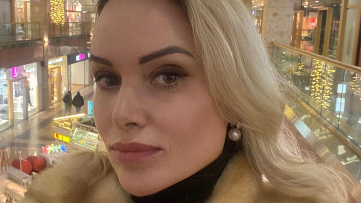 EDITORIAL | Cum Marina Ovseannikova era cât pe ce să ajungă mascota mișcării de eliberare, dar nu i-am dat voie