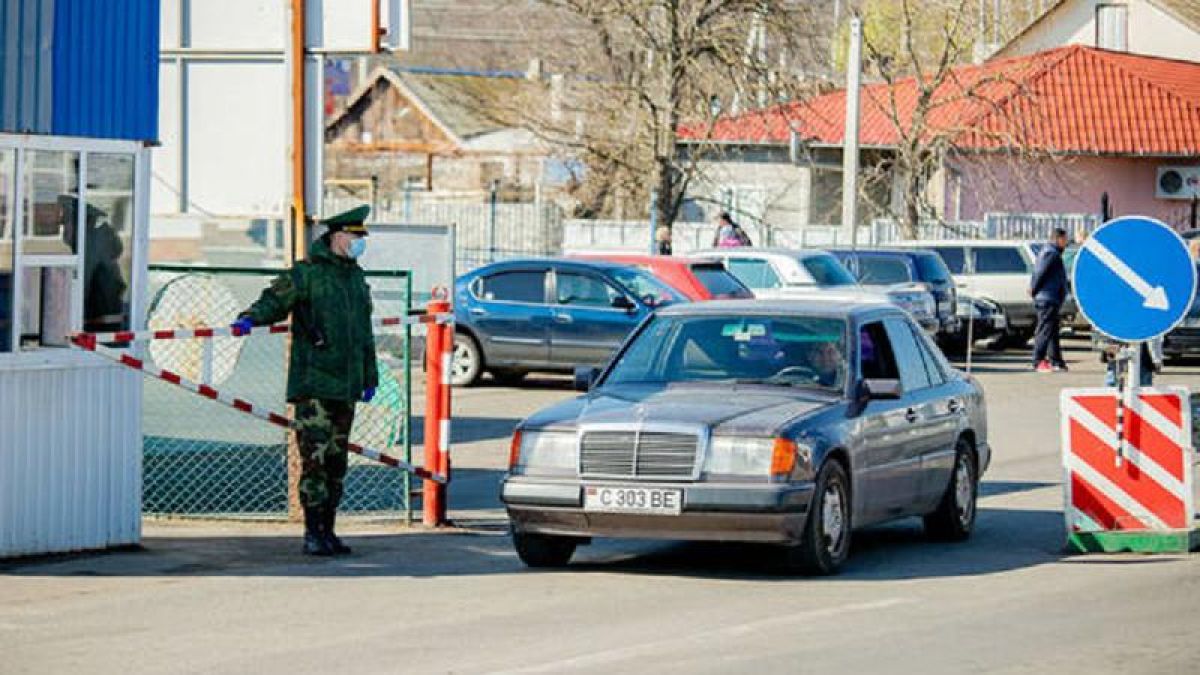 Eliberarea plăcuțelor de înmatriculare pentru vehiculele din stânga Nistrului a fost reluată