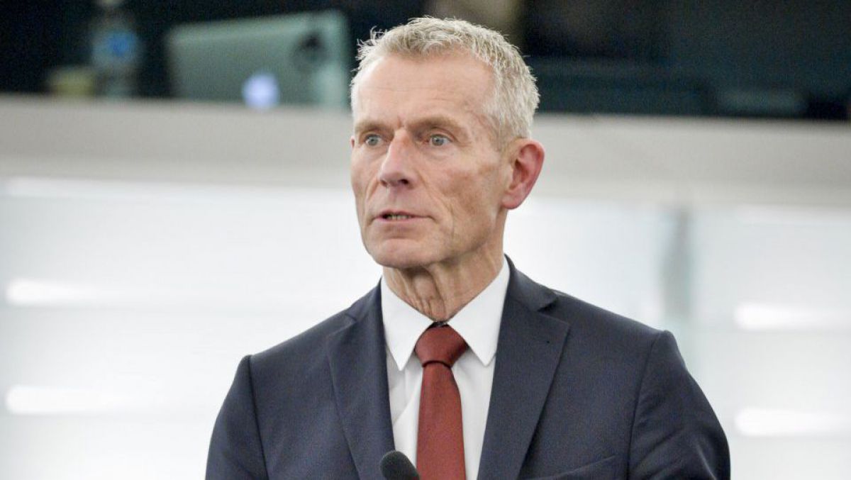 Europarlamentar german: „Aproape 50% din banii furați se află în UE”
