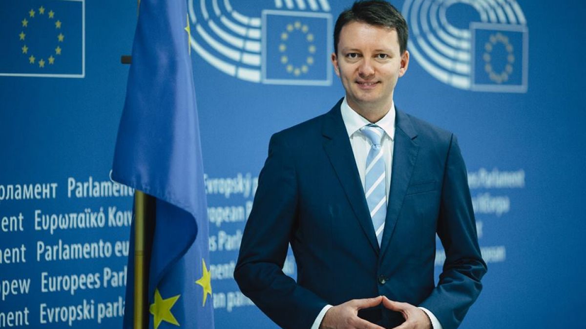 Europarlamentarul Mureșan: Alegerile anticipate reprezintă singura soluție pentru impasul în care se află Republica Moldova”
