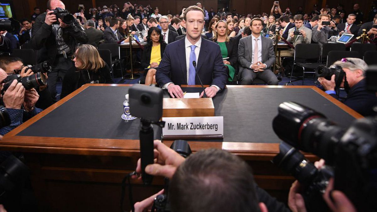Expert: Cele 5 întrebări legate de Rusia la care Zuckerberg ar fi trebuit să răspundă