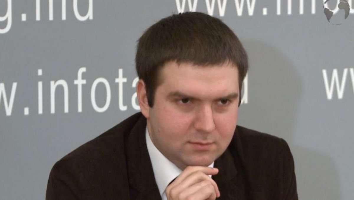 Expert: Cursul dolarului nu este menținut artificial de BNM. Puțin probabil să ajungem la 40 de lei.