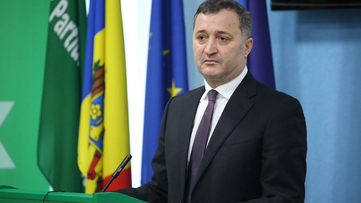 Experți, despre revenirea lui Filat în politică: „Beneficii personale” sau „răzbunare”