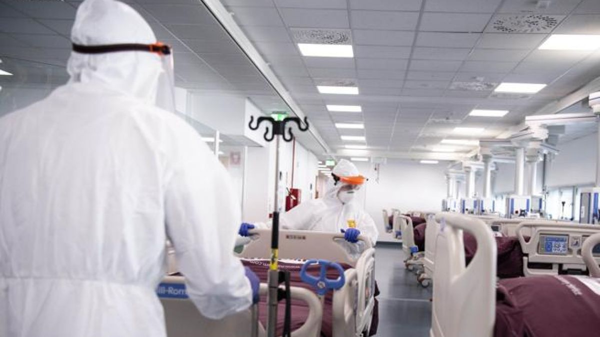 Experții au calculat când s-ar putea încheia pandemia de coronavirus în Italia