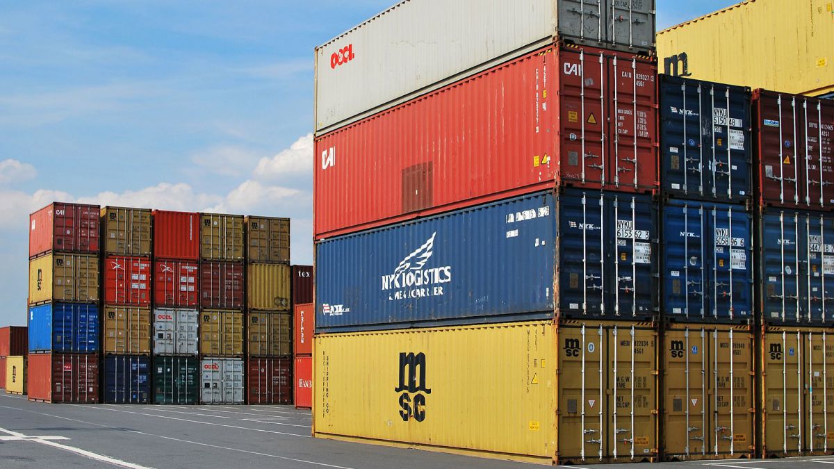 Exporturile moldovenești s-au majorat cu 30%, în noiembrie 2016