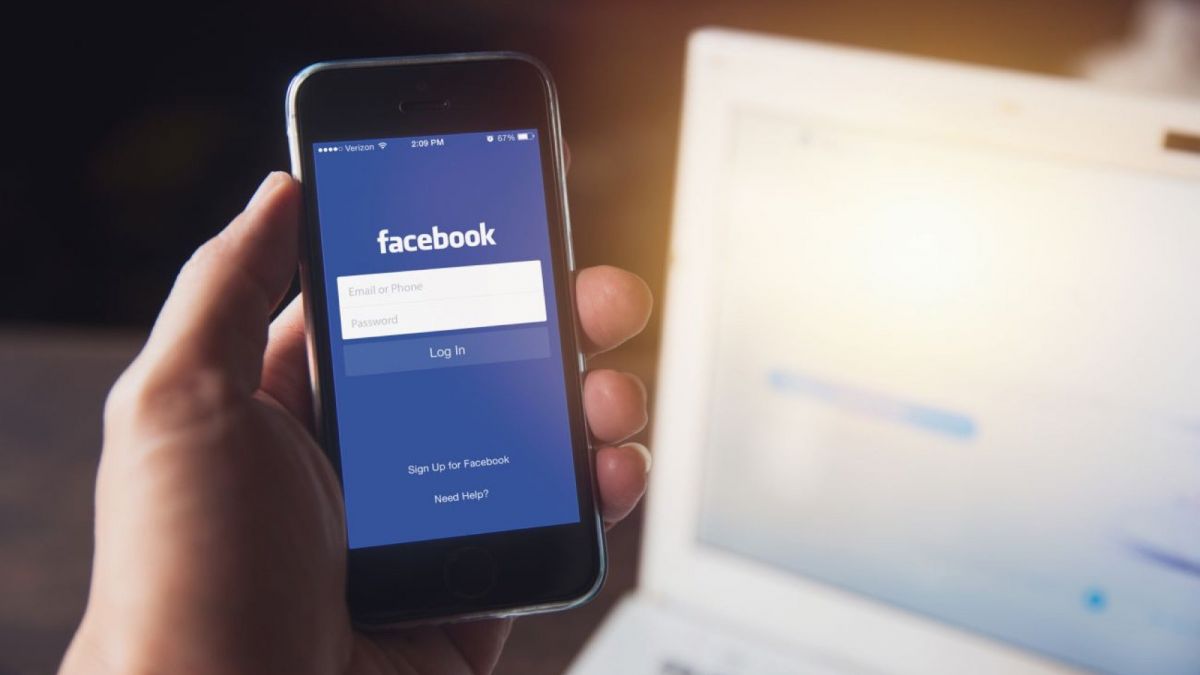 Facebook plănuiește să-și schimbe numele. Care este motivul