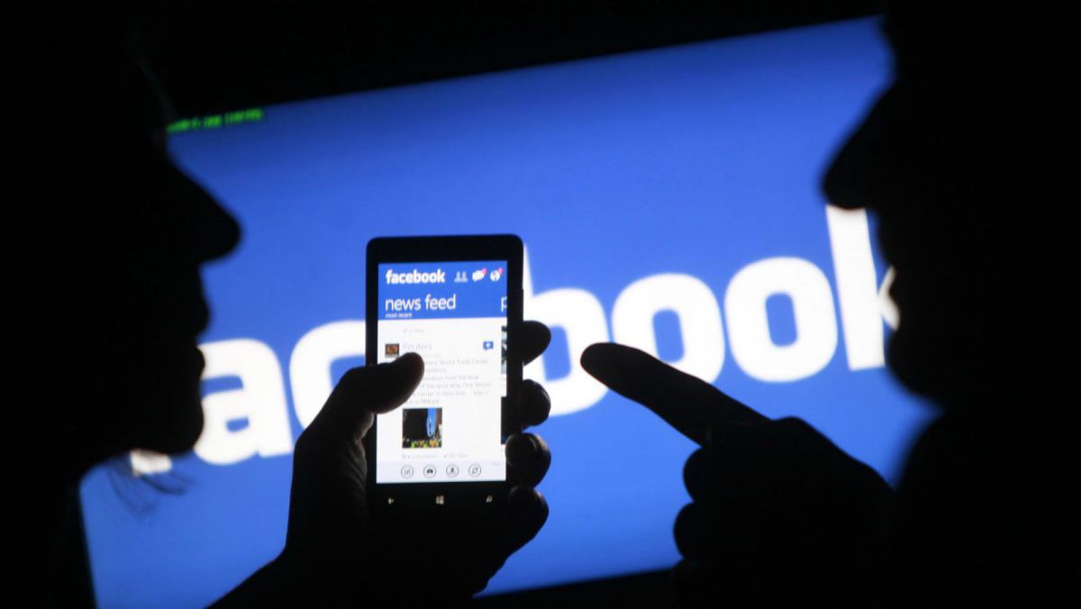 Facebook introduce un nou buton: Iată ce funcție are