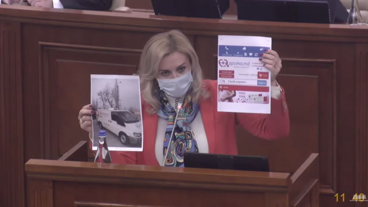 Farmaciile ar putea livra medicamente la domiciliu. Ruxanda Glavan: Sunt servicii clandestine care deja fac asta