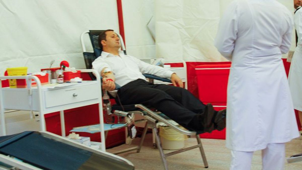 Filat, în vizită la o clinică stomatologică. Avocat: Penitenciarul nu are suficiente echipamente tehnice