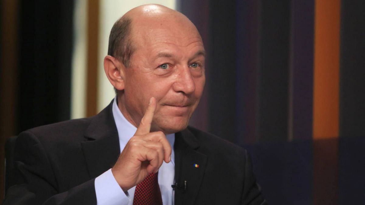 FOCUS. Cum răspunde Băsescu la întrebarea: Cine e mai periculos pentru RM - Dodon sau Plahotniuc?
