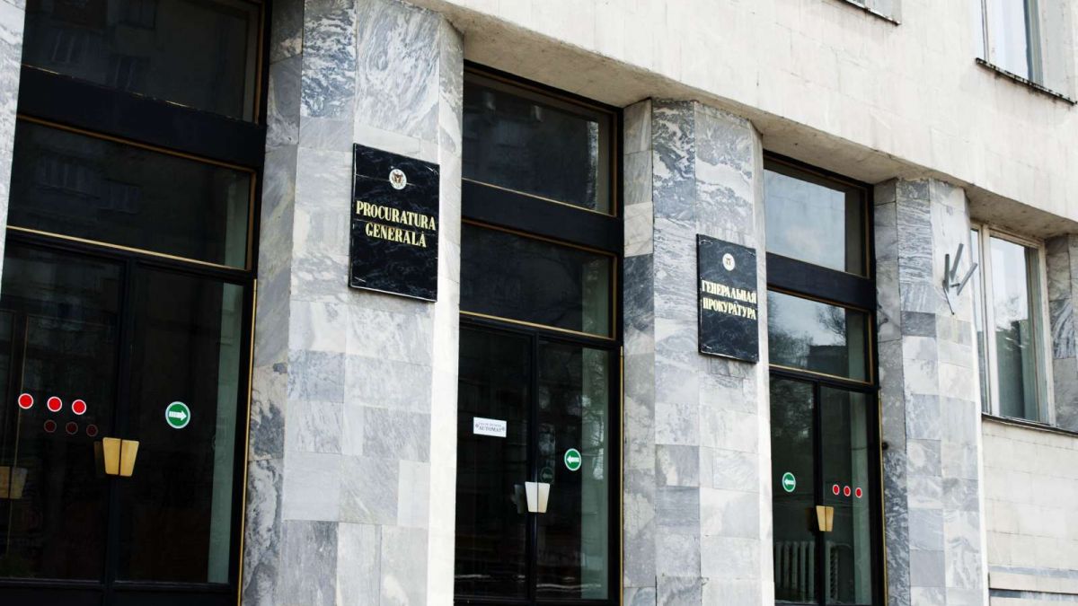 Foști șefi ai Băncii de Economii, Unibank și Banca Socială și reprezentanți ai holdingului Șor au fost puși sub învinuire în dosarul fraudei bancare