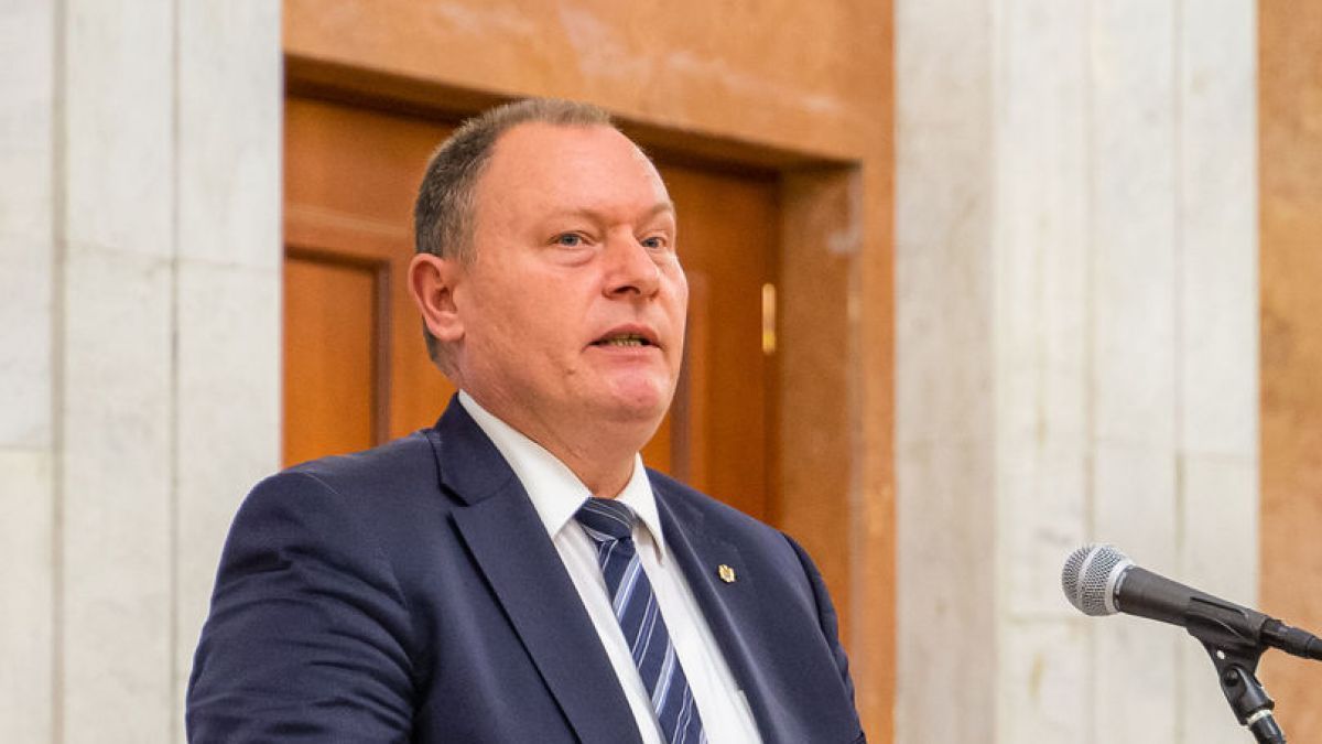 Fostul premier interimar Aureliu Ciocoi ar putea fi numit ambasador în Germania. Guvernul a aprobat candidatura acestuia
