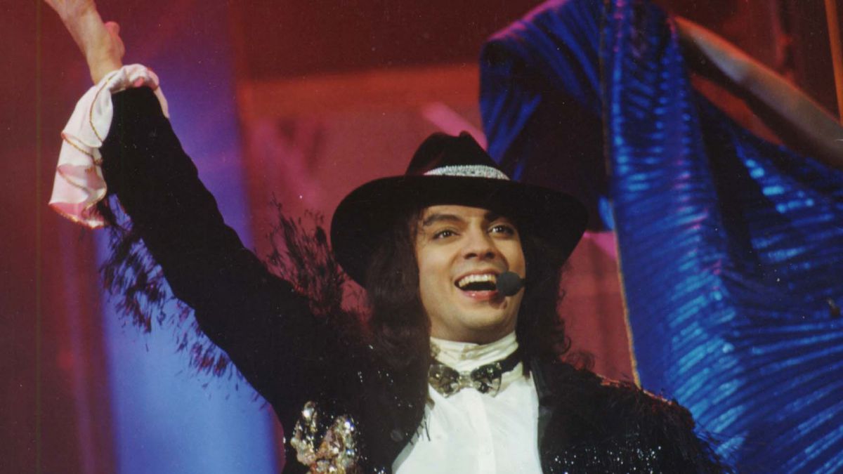 FOTO. Filip Kirkorov a făcut check in în Chișinău