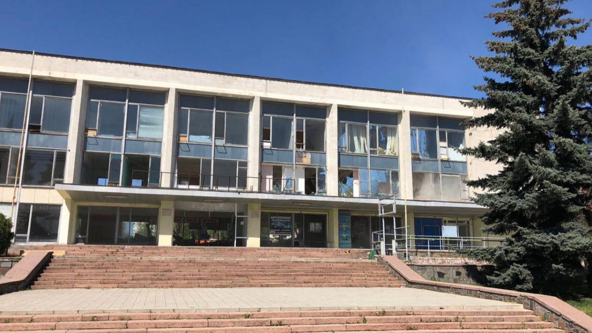 FOTO. Palatul Culturii Sindicatelor din Capitală, demolat pentru un magazin Kaufland: Reacția investitorului