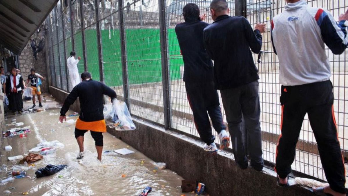 Franța a găsit o metodă de a lupta cu suprapopularea pușcăriilor