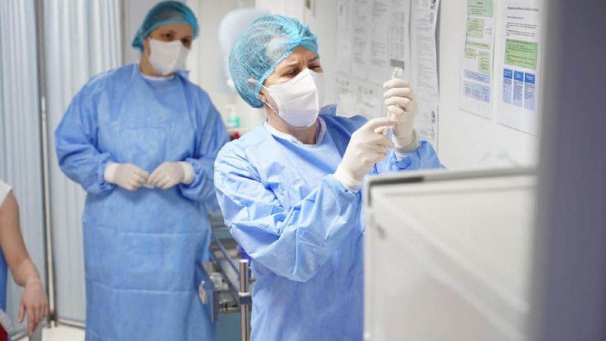 Franța: Intră în vigoare vaccinarea anti-COVID obligatorie pentru angajații din domeniul sanitar
