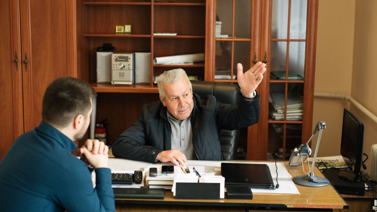 Funcționarul care ar fi vândut locuri de înmormântare la Sfântul Lazăr, repus în funcție. Ceban: „Nu are ce căuta în instituțiile Primăriei”