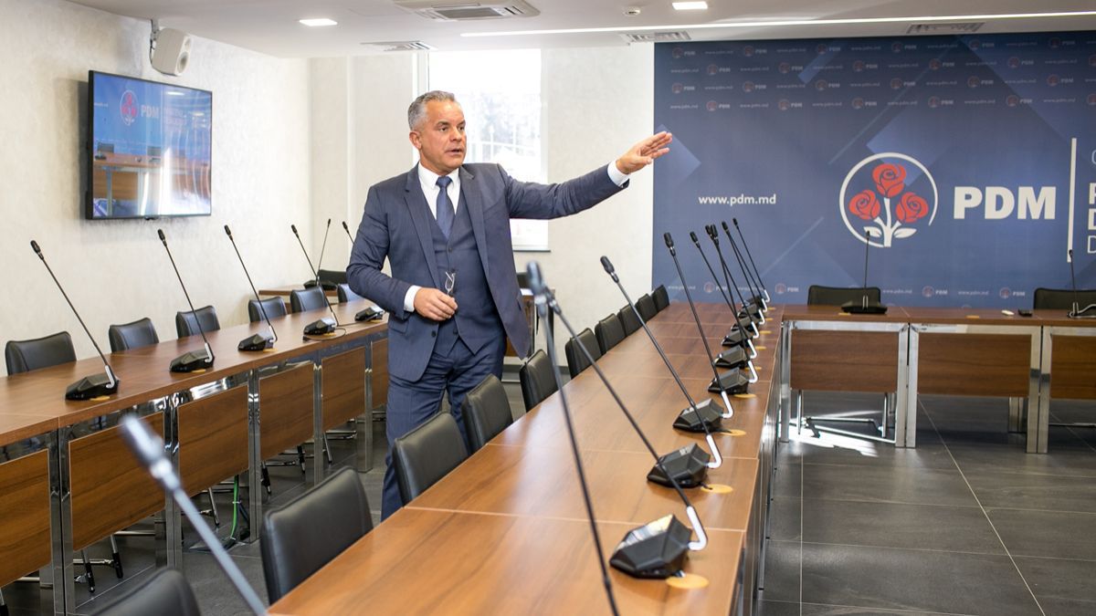 GALERIE FOTO. Cum arată noul sediu al Partidului Democrat: Imagini din interior
