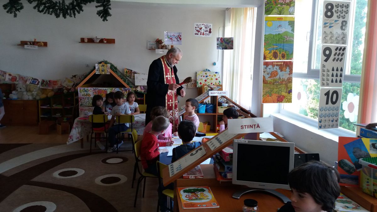 Grădinițe cu biserici pe teritoriu. Codreanu: „Faci un pas, ești la școală, mai faci un pas, ești în biserică”