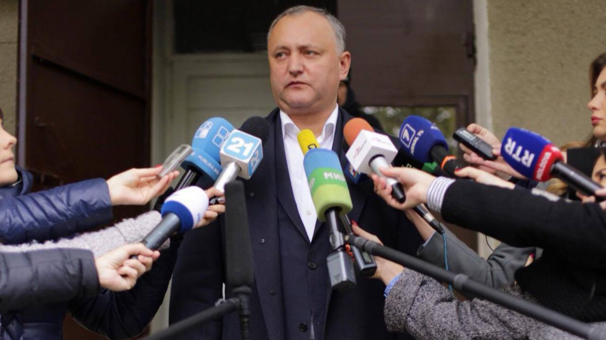 GRAFIC. Dodon scade în sondaje: În trei luni a pierdut peste 6%   