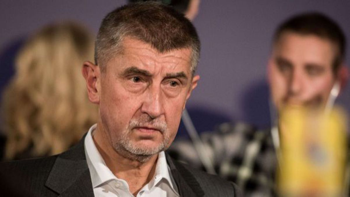 Guvernul Cehiei a acceptat să demisioneze. Când va fi instituit un nou Executiv