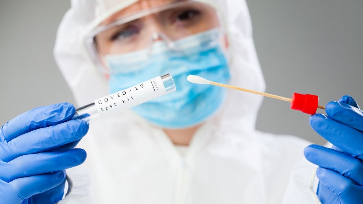 Guvernul da, Primăria ba. Gîlca susține că în laboratoarele de stat nu se efectuează teste PCR la 300 de lei
