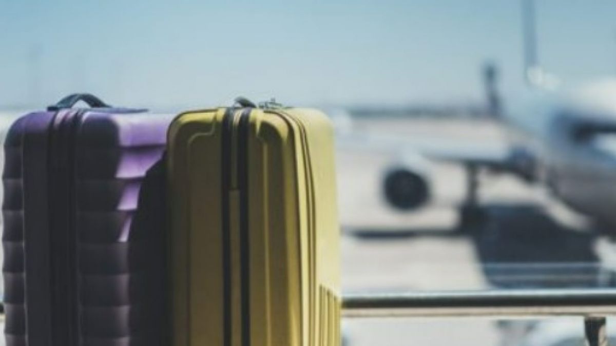 Guvernul propune extinderea termenului pentru restituirea plăților către călători, indiferent de destinația finală