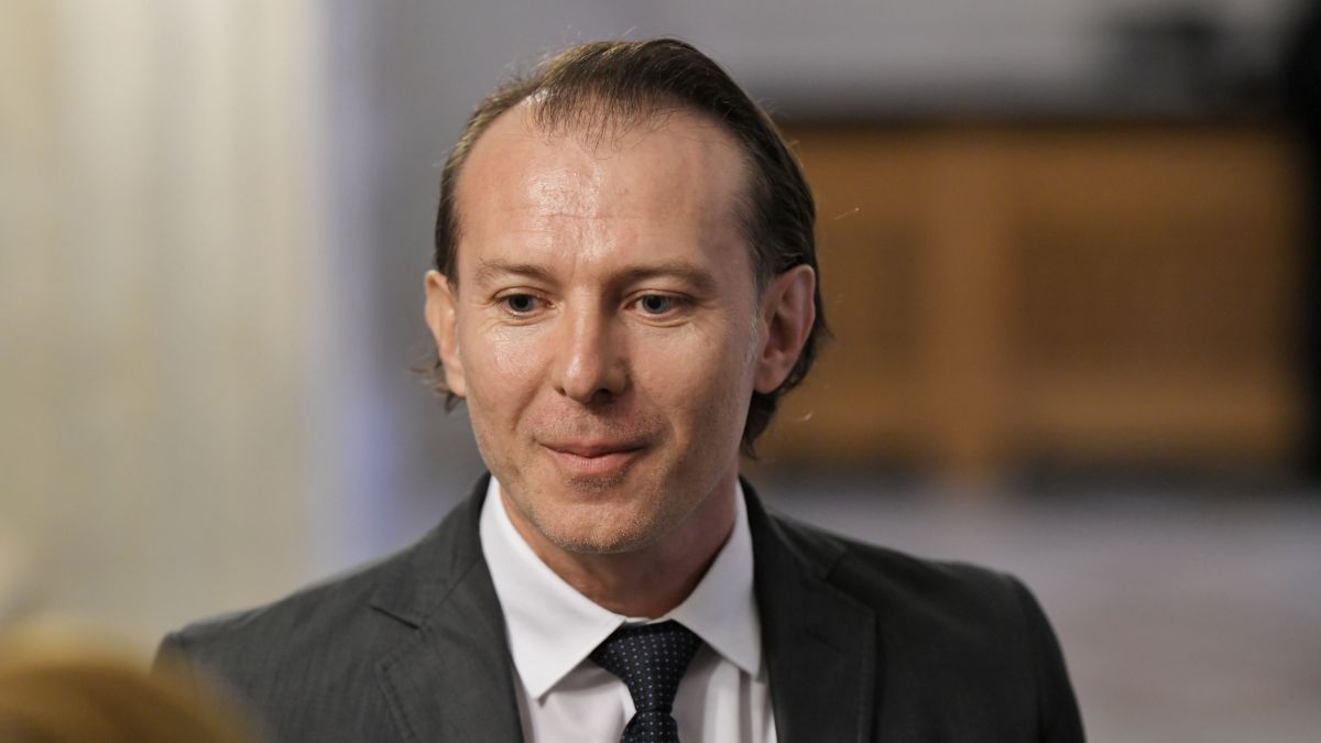 Guvernul României a fost demis. Moțiunea de cenzură a fost votată de Parlament