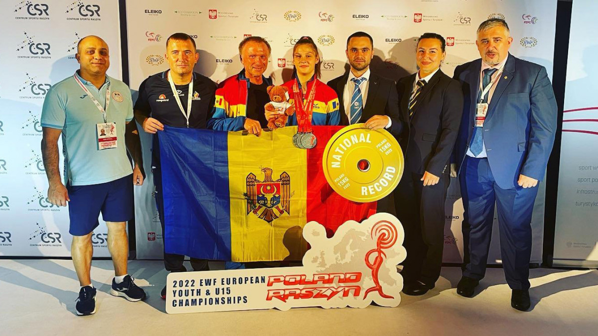 Halterofila Alexandrina Ciubotaru a devenit vicecampioană europeană Under 17