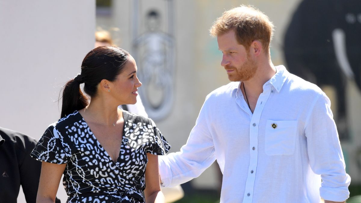 Harry și Meghan nu vor mai colabora cu tabloidele de top: „Au tipărit articole denaturate și false”