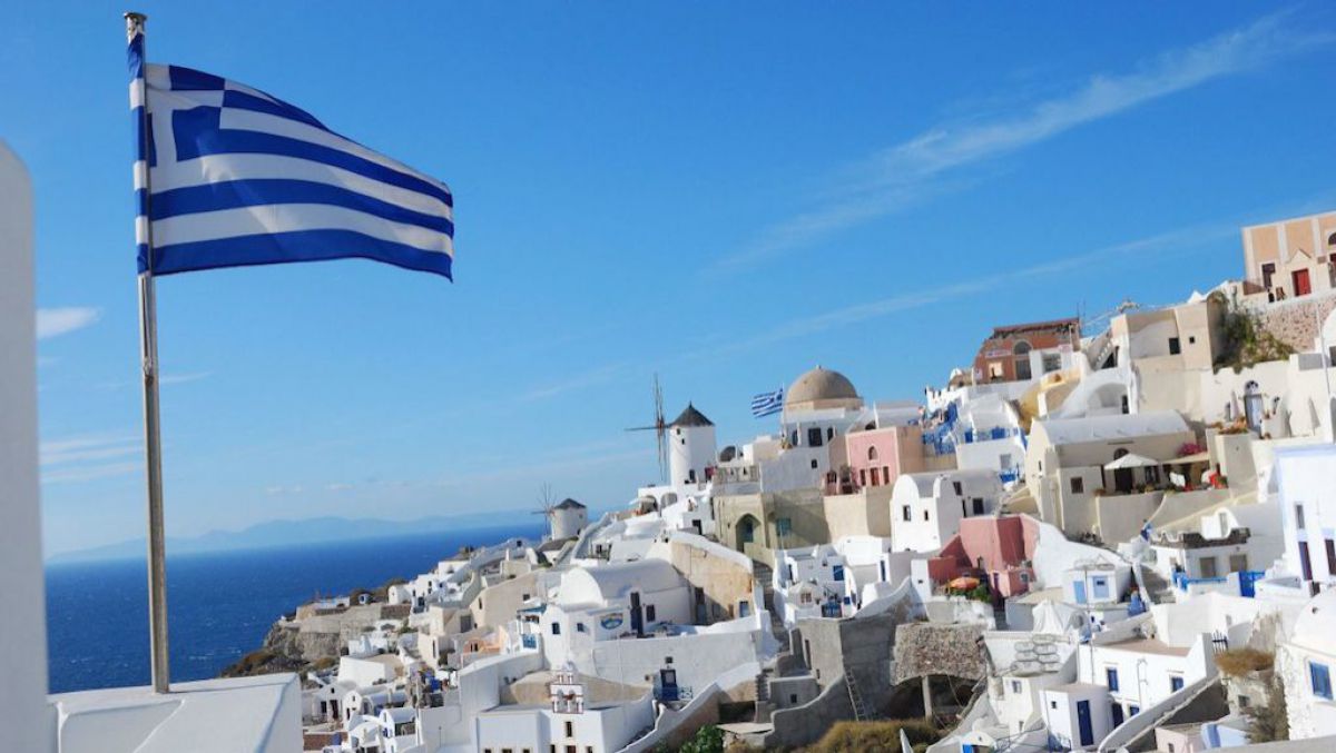 Hotelierii greci, sub povara fiscală: doi din cinci riscă să falimenteze