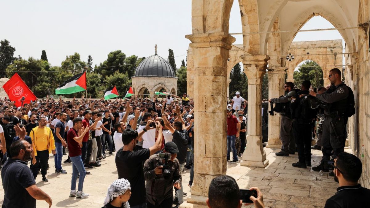 Ierusalim: Noi ciocniri între palestinieni şi poliţiştii israelieni pe Esplanada Moscheilor după marea rugăciune musulmană