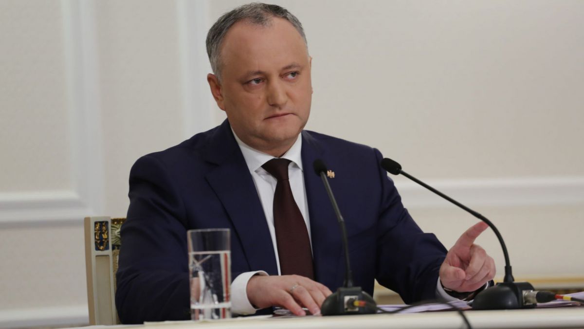 Igor Dodon îl invită pe Klaus Iohannis să viziteze Republica Moldova