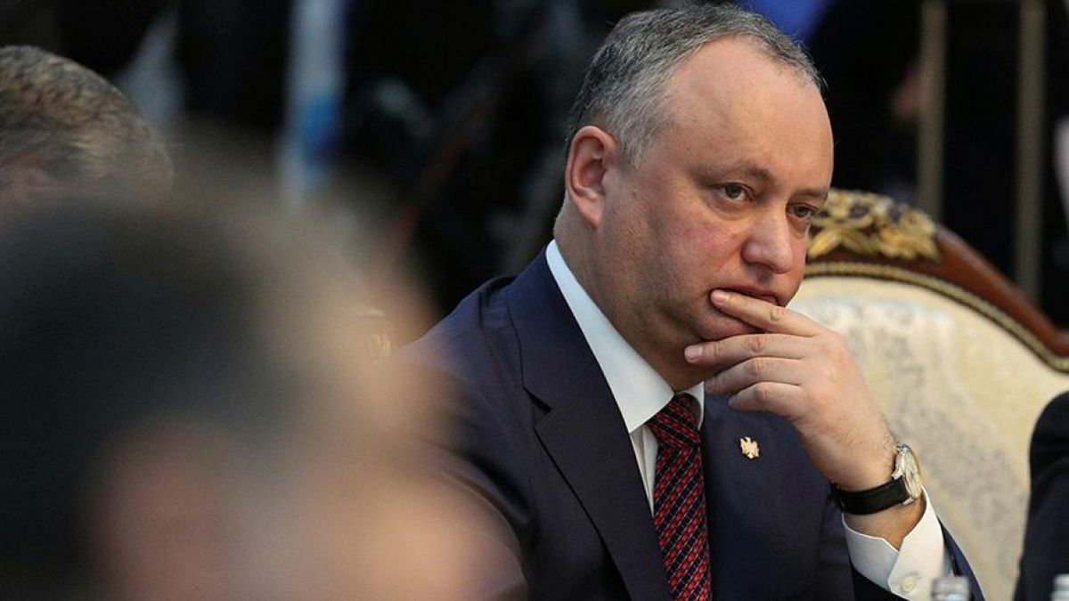 Igor Dodon, cu un nou ceas pe mână. Accesoriul ar costa aproape 1.500 de euro