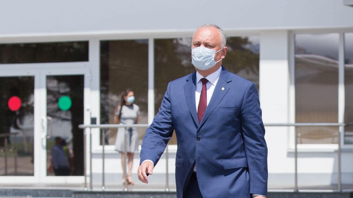 Dodon confirmă că se află în vizită la Moscova după ce Usatîi a anunțat venirea secretă a acestuia: „Voi discuta intensificarea relațiilor moldo-ruse”