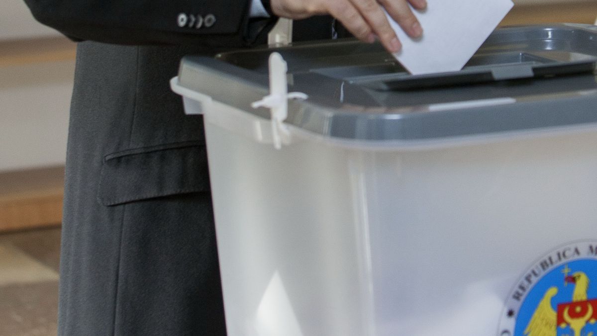 În ziua alegerilor, la 67 de secții de votare din Chișinău vor fi desfășurate sondaje de tip exit-poll 