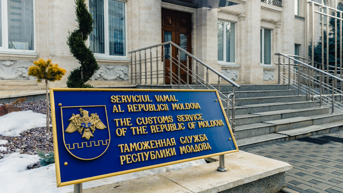 Încasări de aproape 370 milioane lei, raportate de Serviciul Vamal în primele zile ale anului curent